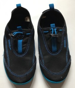 Speedo Boys Water Shoes Black And Blue Size Medium