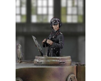 ROYAL MODEL GERMAN TANK COMMANDER 1:35 RM630