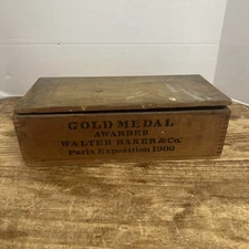 Antique Walter Baker Breakfast Chocolate Cocoa Wood Display Box Crate 1900's