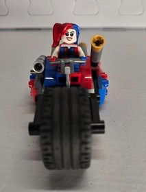 LEGO 76053 DC Comics Gotham City Cycle Chase - incomplete. 