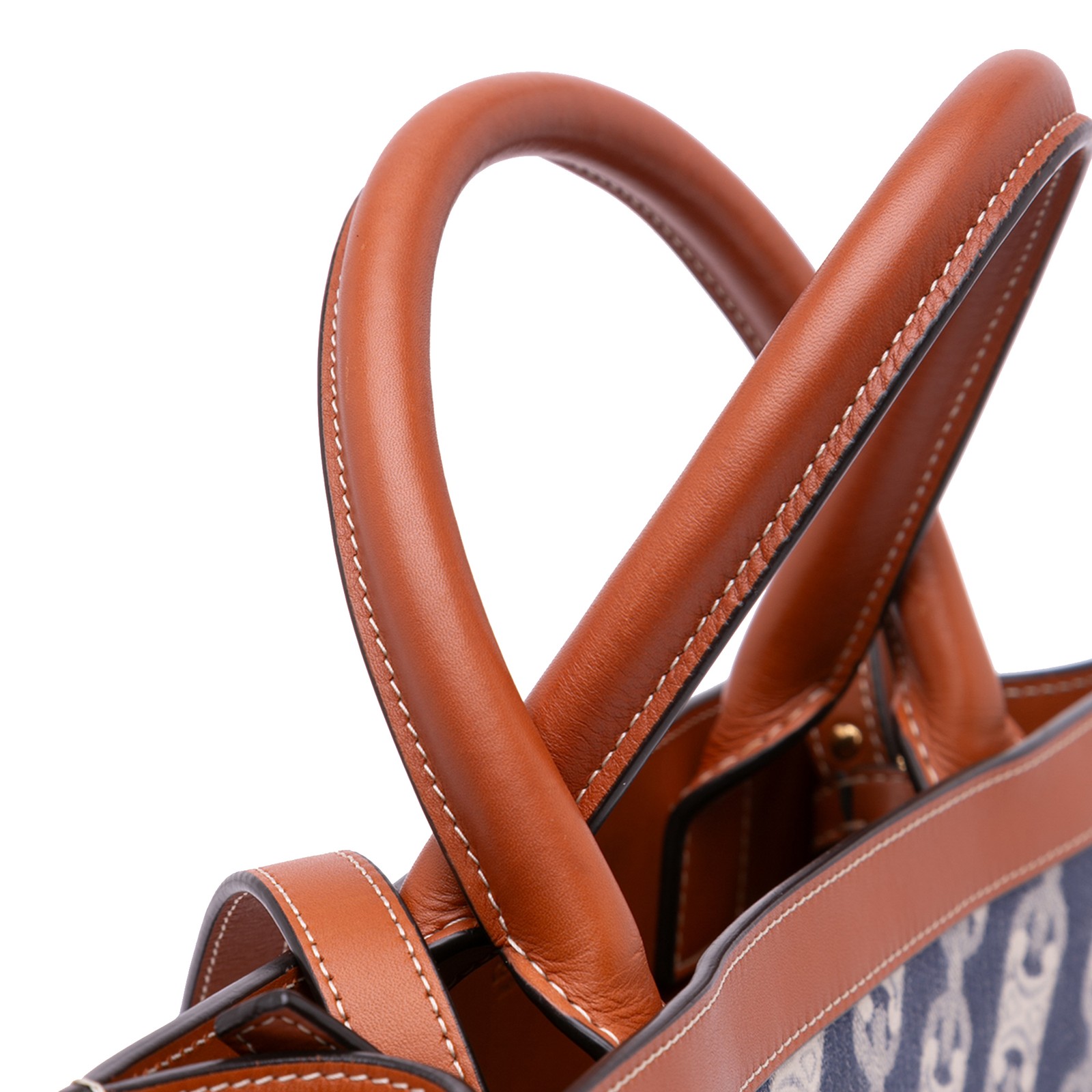 Authenticated Celine Small Triomphe Canvas Maillo… - image 7