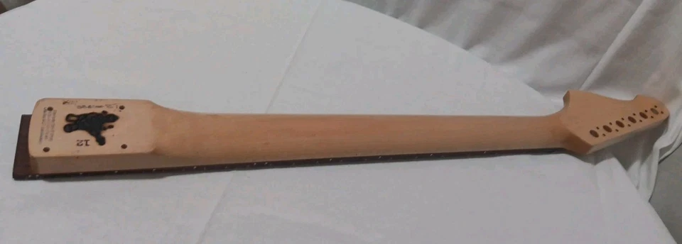 Warmoth Warhead Guitarra Eléctrica Moderna Cuello Palisandro Sobre Arce 25.5" 24 Trastes  Foto 2 de 4