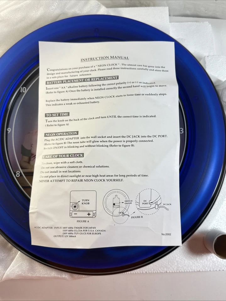 Neon Clock Collection (I Love Lucy) Open Box Never Used - Image 4 of 4