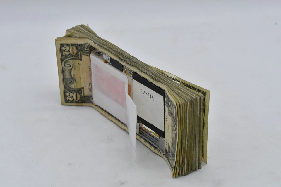 1986 $20 Twenty Dollar Disarmed Exploding Dye Pack ICI Americas Inc - Image 3 of 4