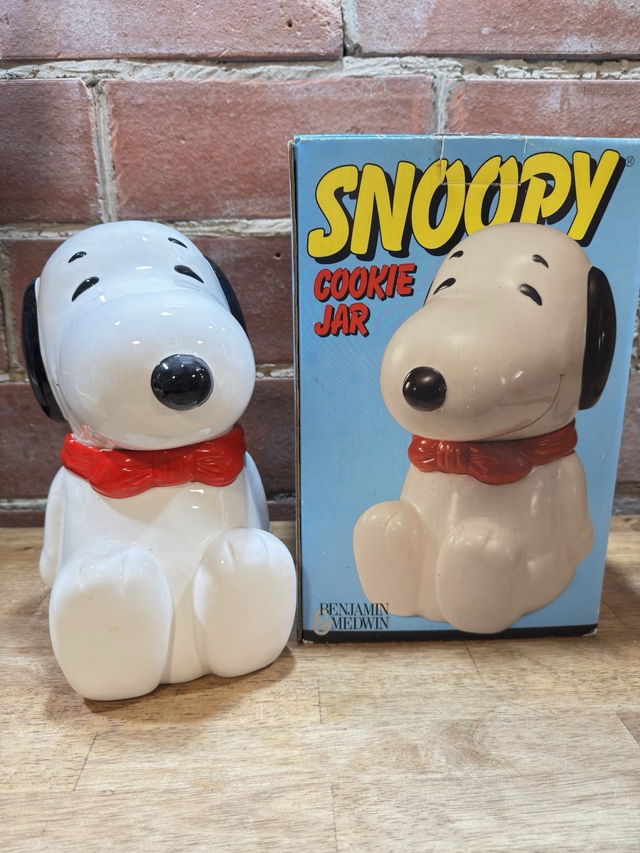 Vintage Benjamin & Medwin Ceramic Snoopy Cookie Jar Peanuts