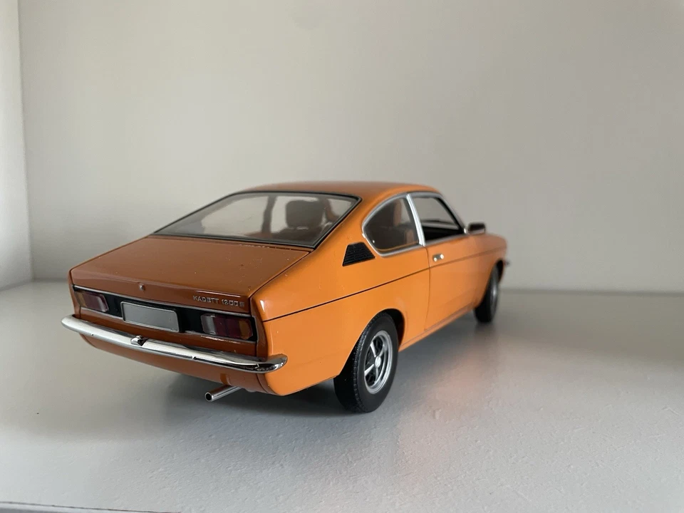 Opel Kadett C Coupé Orange 1976 1/18 Minichamps 1.18 No GT/E - Immagine 4 di 4
