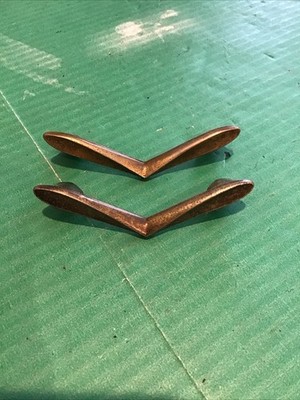 Lot of 2 Vintage Boomerang Chevron Drawer Pull Handle 3-5/8'' Long 2.75'' COC