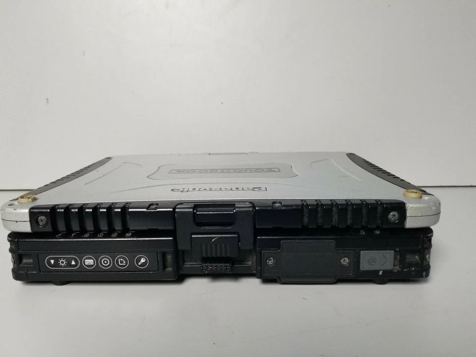 CF-19 MK6, 8GB,256 SSD, 2.60GHz CORE i5, WIN 10 PRO 64BIT/OFICINA 2010 Foto 2 de 4