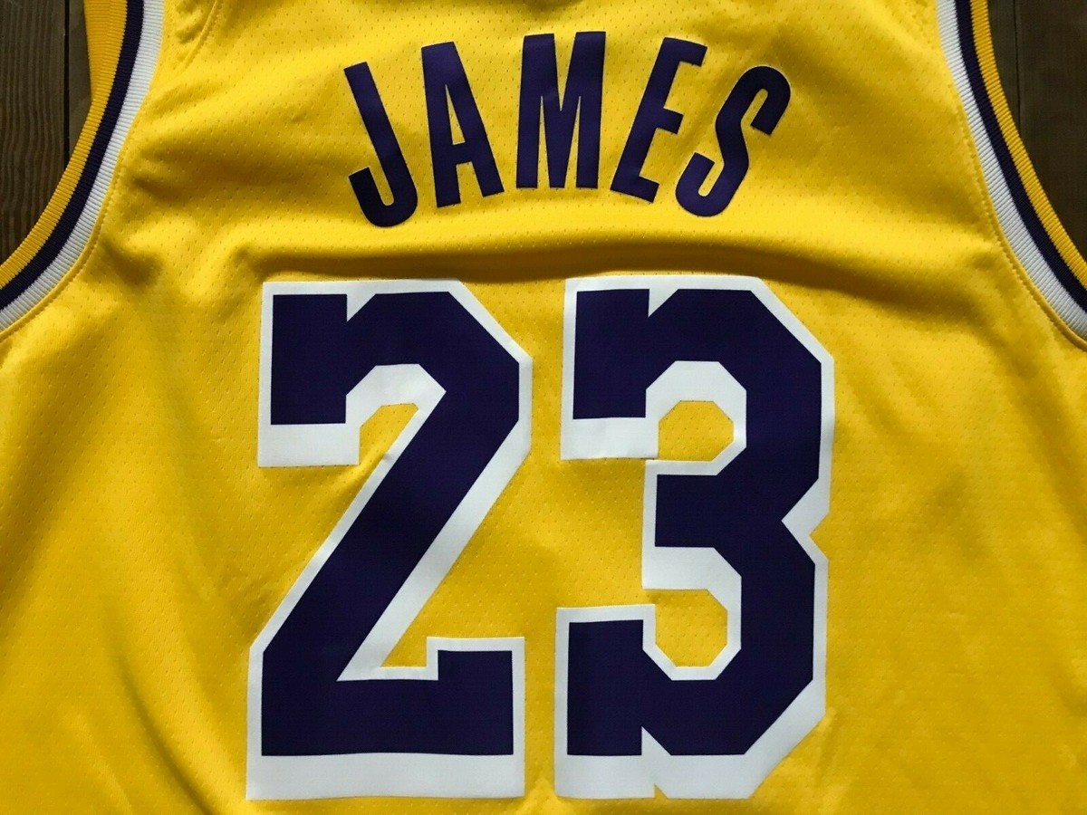 LeBron James Men's 52 XL Nike Swingman Los Angeles Lakers