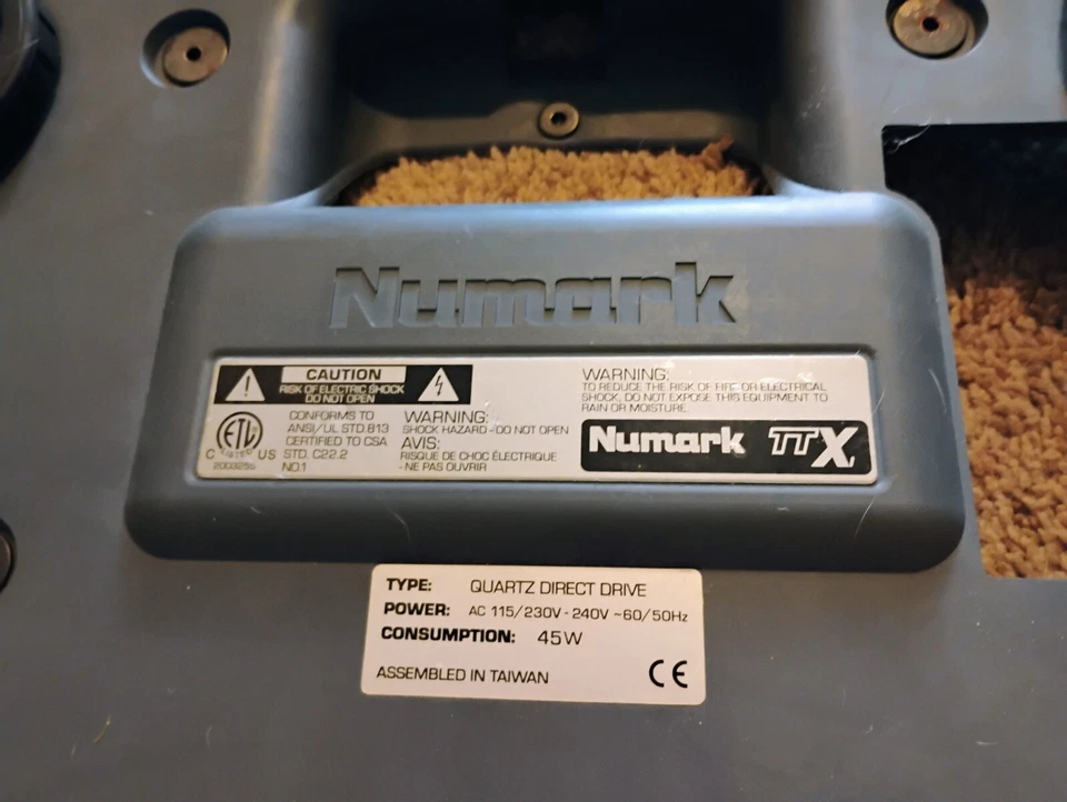 NUMARK bottom base for TTX turntable parts only - Image 3 of 3