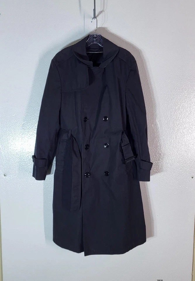 Trench coat vintage masculino tamanho 42 preto regular peito duplo vestuário americano - Imagem 2 de 4
