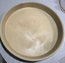 Pampered Chef K115 11”x1.5" Deep Dish Stoneware Baking Stone Pizza Round Baker