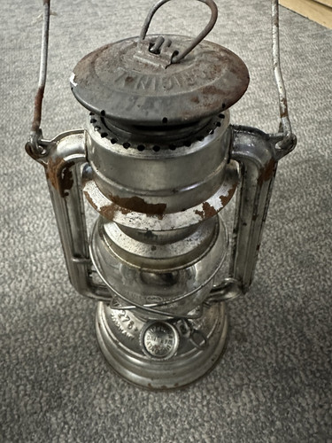 1 X Freur Hand Storm Lantern. New/old Stock - Picture 1 of 8