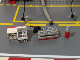 LEGO 8375 Ferrari F1 Pit Set Racers 2004
