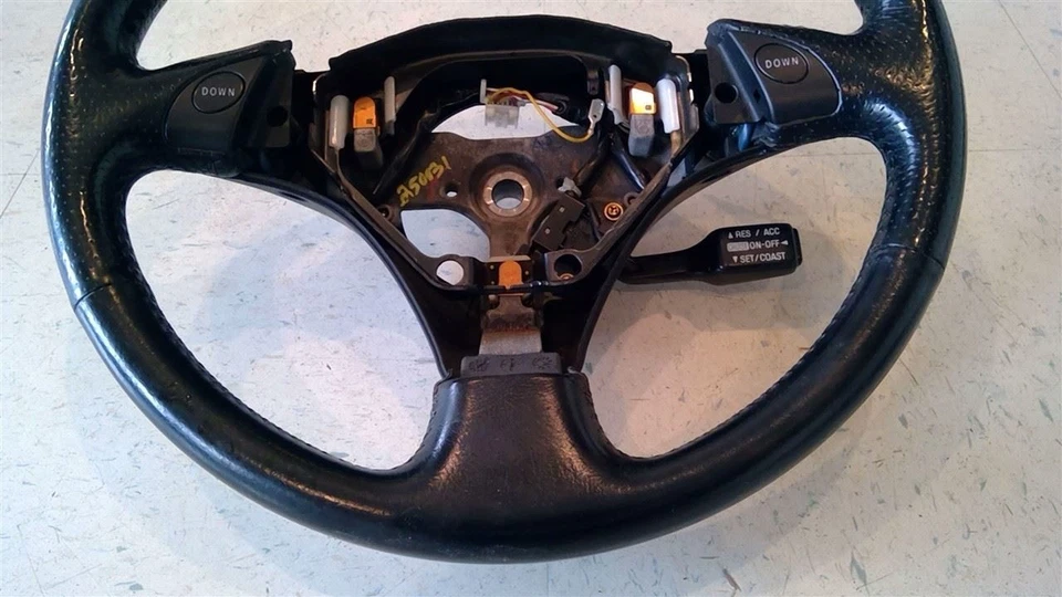 2003 03 Toyota Celica GTS Steering Wheel w Buttons w Cruise Black 113892 - Image 4 of 4