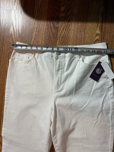 Gloria Vanderbilt Women's Amanda Tapered Leg Classic Fit Jean Vintage White S 16 - Picture 6 of 21