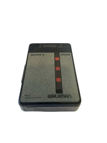 Sony Walkman WM-AF 22  FM/AM Cassette Player POWER ON RADIO WORKS SEE DETAILS