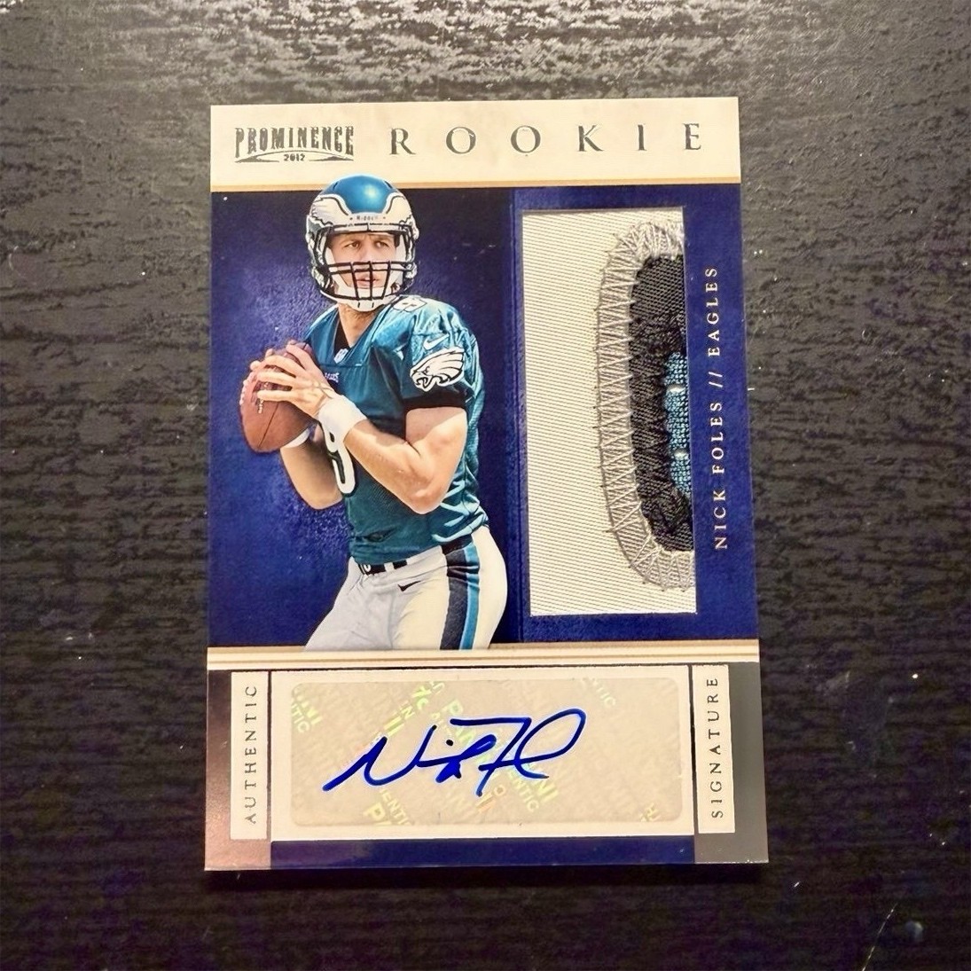 Nick Foles Panini Prominence #220 Jersey Autograph
