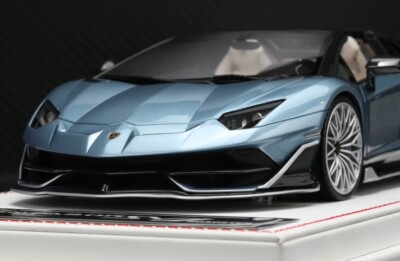 Lamborghini Aventador SVJ Roadster (Blue) [Davis & Giovanni] 1:18