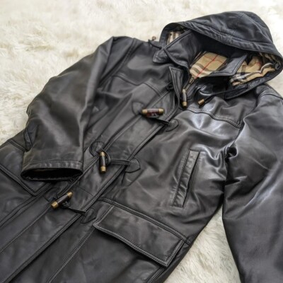 Burberry London Genuine Leather Duffle Coat vintage beautiful