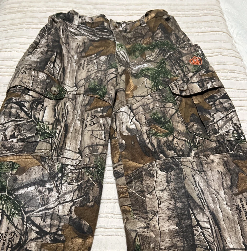Game Winner Camo Cargo hunting Pant adjustable waist Size 10Youth - Image 2 of 4