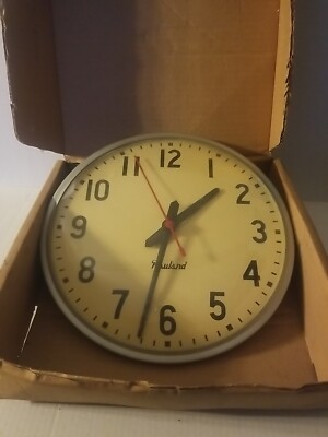 Rauland Borg(  2462 )CLOCK 12'' (NOS) NEW OLD STOCK. FREE SHIPPING.