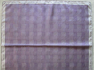 Foulard En Soie Vintage PIERRE BALMAIN - Dimensions 67x68 Cm - Violet - Occasion