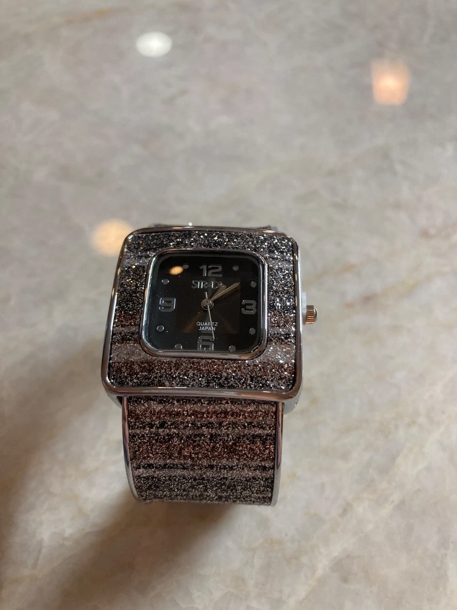 Lot of 2 Women\'s Watches: Strada Marcasite Style and SPC Quartz $_10.JPG?set_id=880000500F main image 3