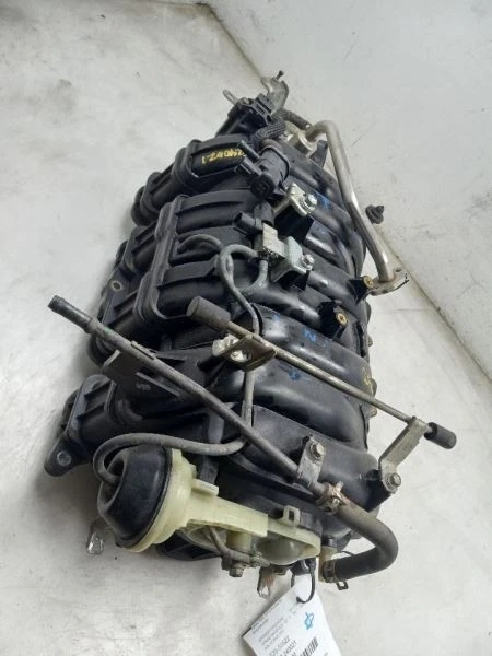 TOYOTA TUNDRA SR5 10-19 4,6 L TRACCIÓN TRASERA EN COLECTOR DE ADMISIÓN Foto 2 de 4