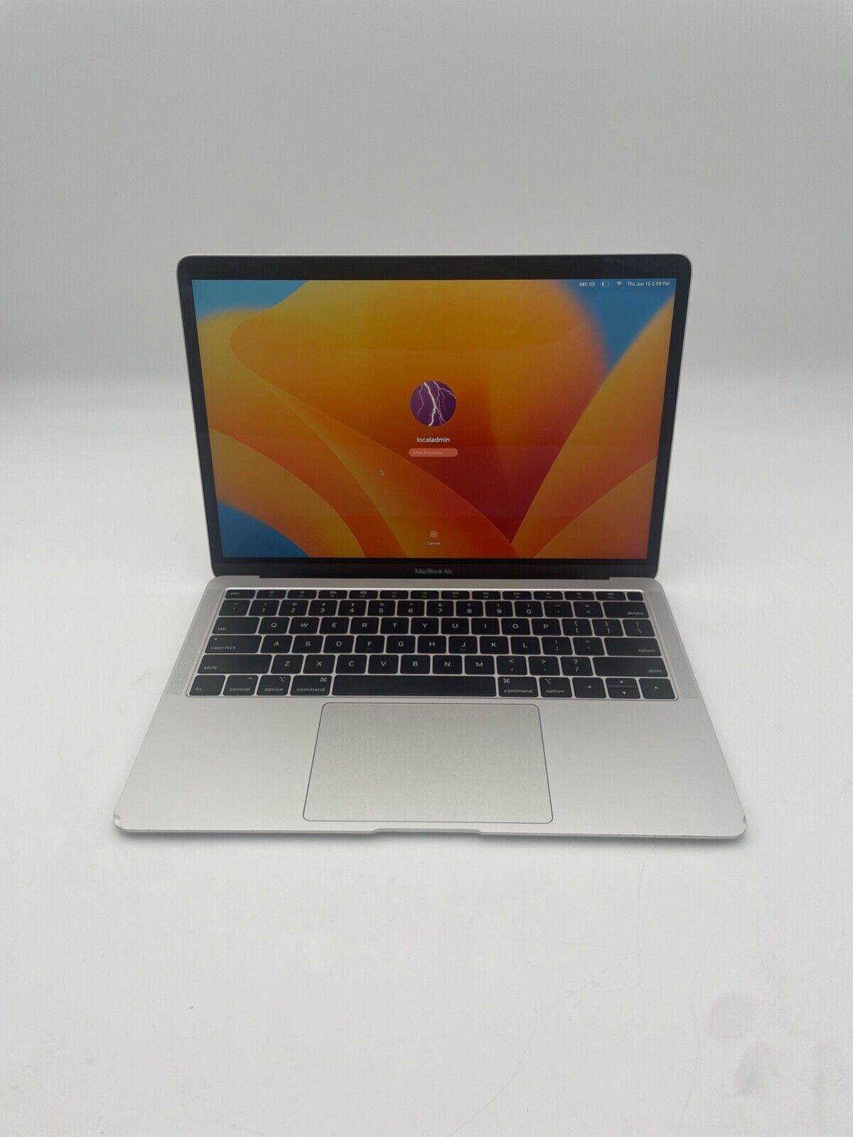 Macbook Air 2018 シルバー (箱・充電器付き)