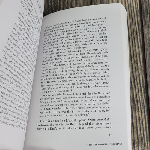 Bowie Knife (History) By Raymond Thorp 1997 Texas Military Weapons Very Good - Picture 9 of 11
