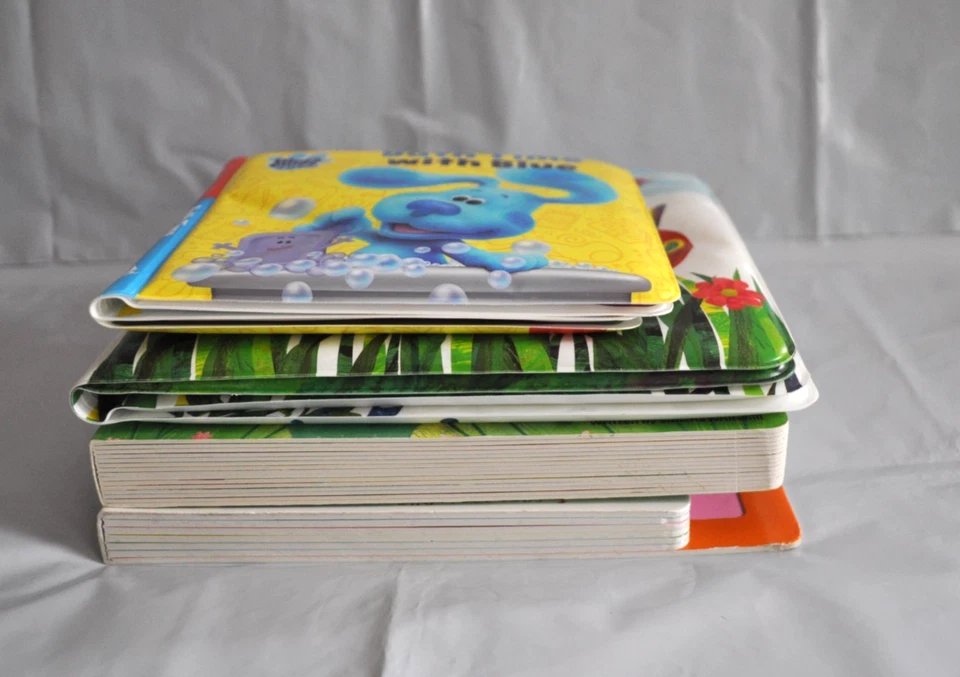 Lot of 4 Bath Time & Board Books Hidden Pictures Touch and Feel Farm ABC Pokémon - Image 3 of 4