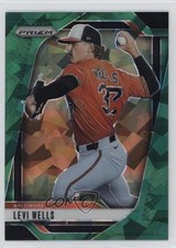 2025 Panini Prizm Green Ice Prizm Levi Wells #68 09j5