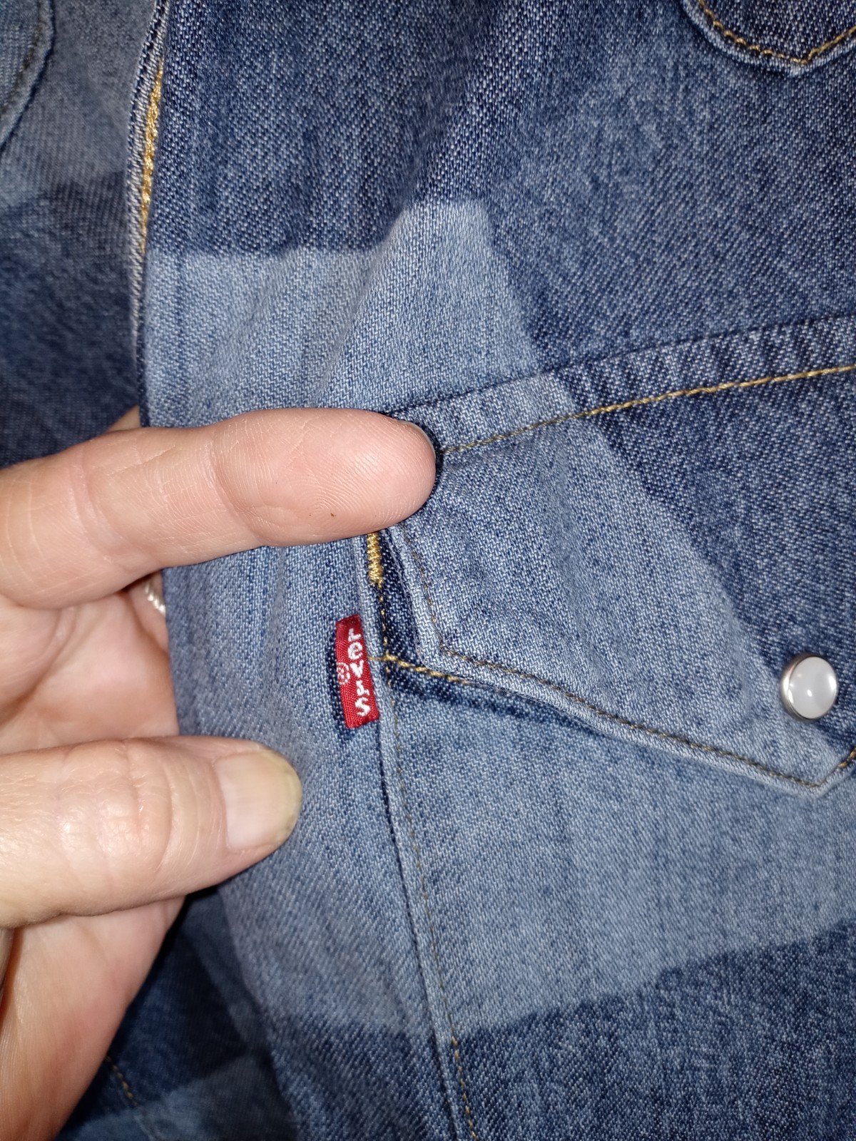 Levi's Dylan Oversized Western Patchwork Print De… - image 4