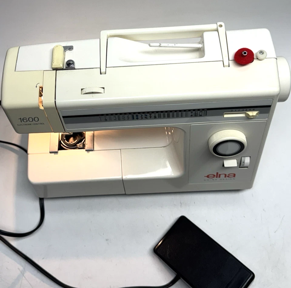 VINTAGE Elna 1600 Electronic Control Sewing Machine - Image 4 of 4