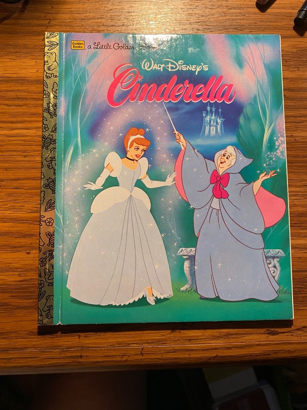 DISNEY'S---CINDERELLA---LITTLE GOLDEN BOOK