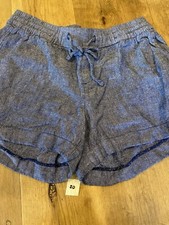 Women  s Shorts Small. Heather Blue
