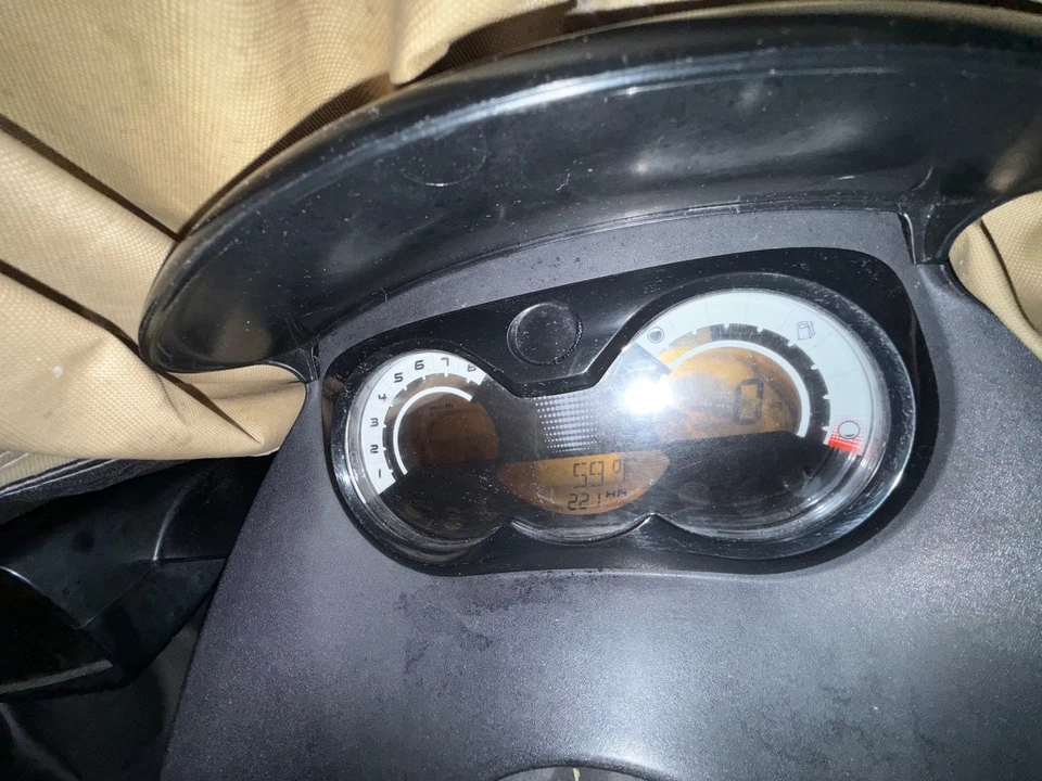 2008 Sea Doo Package-2 skis and dual galvanized trailer - Image 4 of 4