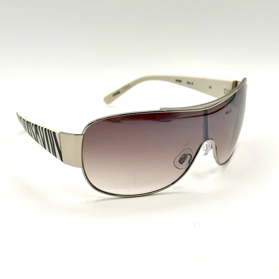 Gafas de sol NYS Collection Designer Shield marco blanco y negro de metal plateado 5055 Foto 2 de 4