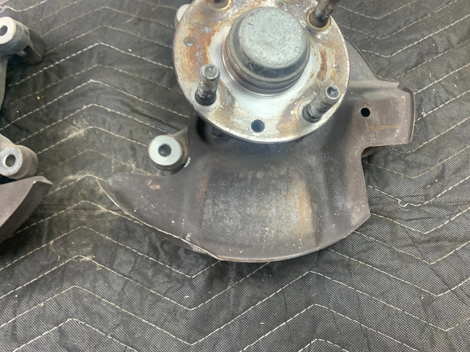 Mazda Miata 1999-2002 OEM buje de nudillo delantero izquierdo derecho no ABS no deportivo *leer* Foto 4 de 4