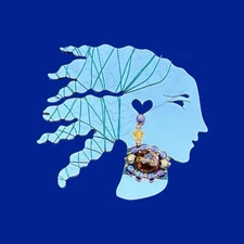 Liztech Woman Face Head 1989 Brooch Vintage