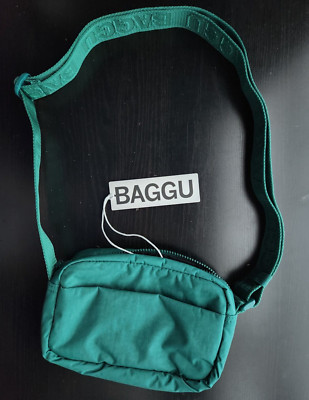 Baggu Camera Crossbody Cypress