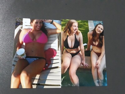  MODEL  2 Fotos  10 x15 cm Format  Photo ×1818