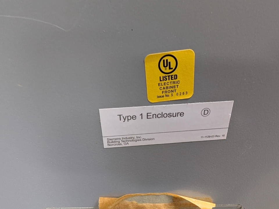 🤪 SIEMENS 250 AMP MAIN BREAKER PANELBOARD 208Y/120 VAC 3Ø 4W P1C18ML250CTS - Image 4 of 4