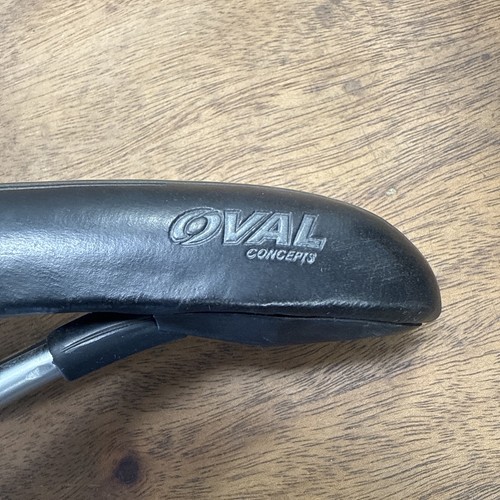 Oval Concepts 300 Bike Saddle 140 X 280mm Black - Picture 9 of 14