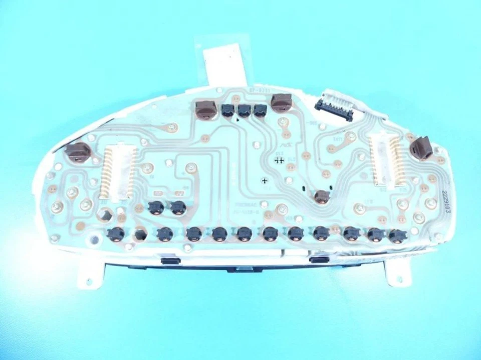 Mitsubishi Carisma 2003 diésel velocímetro cabina MR916030 85kW - Imagen 3 de 4