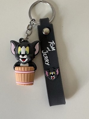 New Tom and Jerry  Silicone 3D Tom Cat in Wooden Bucket Cartoon Strap Keychain