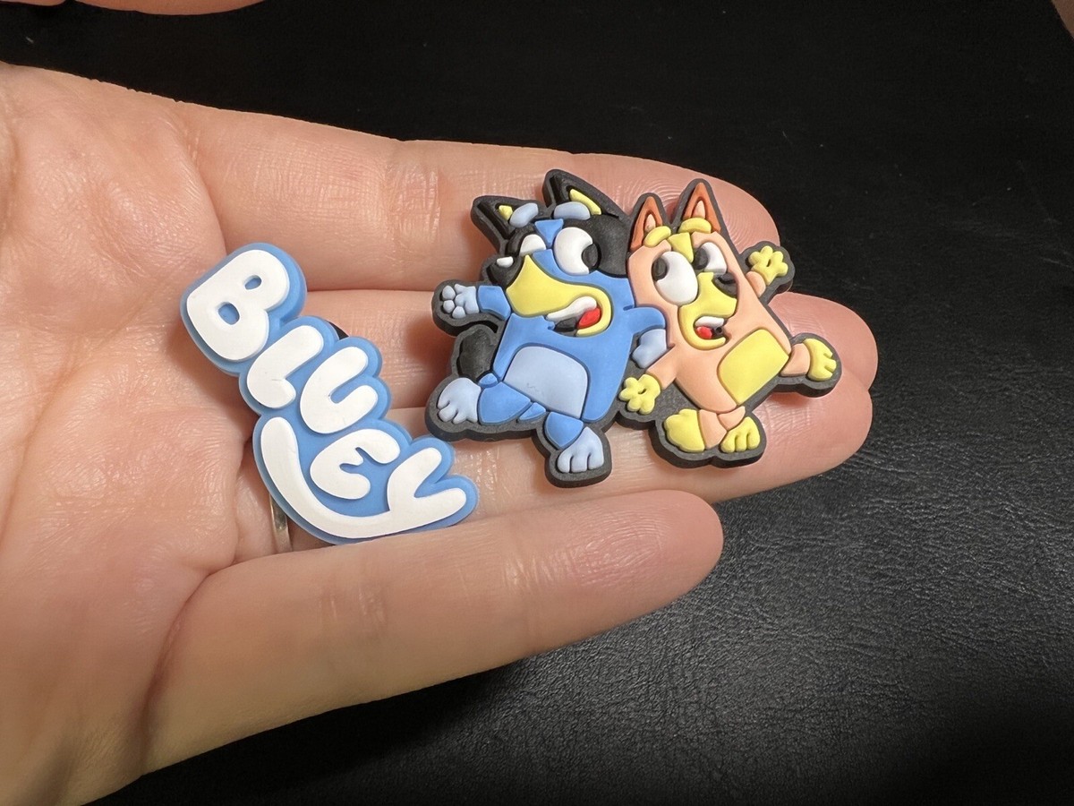 Ciondoli misti di coccodrillo blu da 4 pezzi con cani e amici - Italia