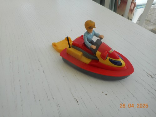 Simba Fireman Sam Jet Ski with a Fireman Sam Figure