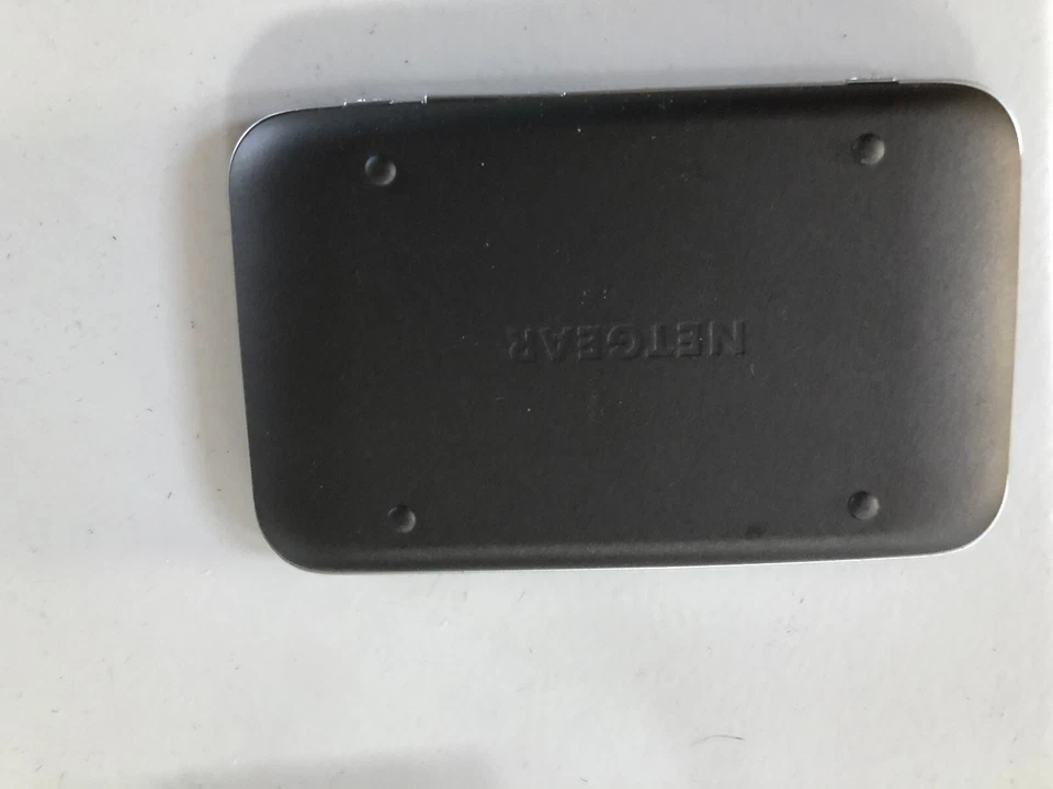 Sprint Netgear Zing 771S 4G LTE Mobile Hotspot w Battery & Charger - Image 4 of 4